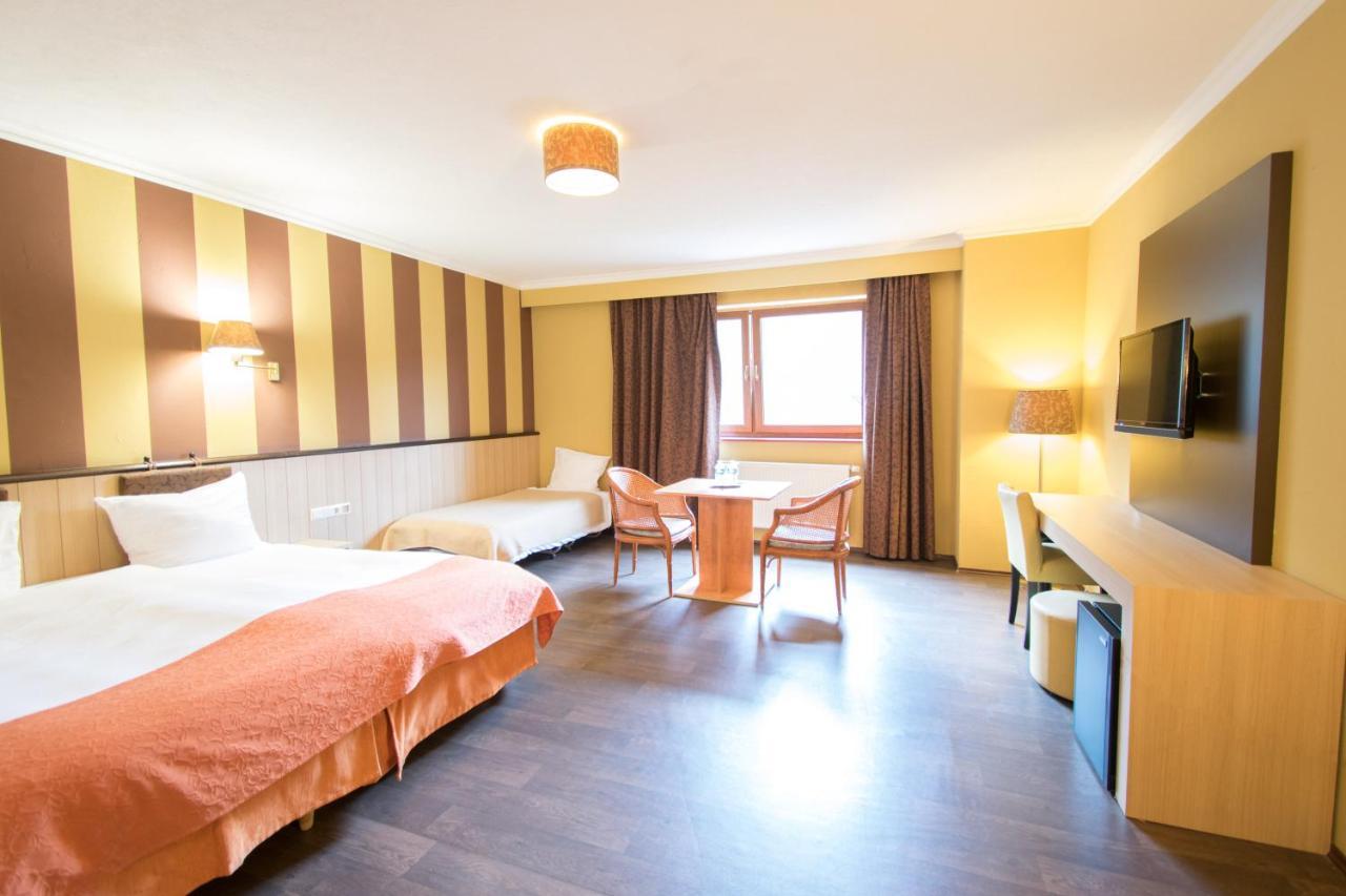 Hotel Aux Tanneries De Wiltz Zewnętrze zdjęcie